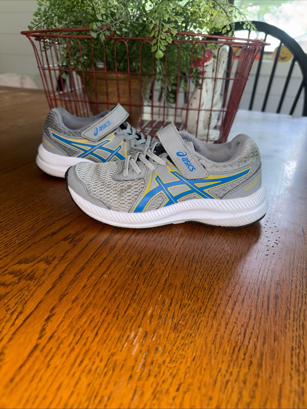 ASICS Kids' Gray & Blue Athletic sneakers Size 1